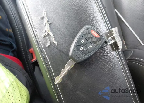 2017 Jeep Compass High Altitude 4X4 from USA, damaged, VIN 1C4NJDEB8HD165478